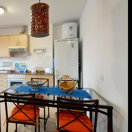 La Marina Sea Views With Terrace By Pvl Arrecife (Lanzarote)